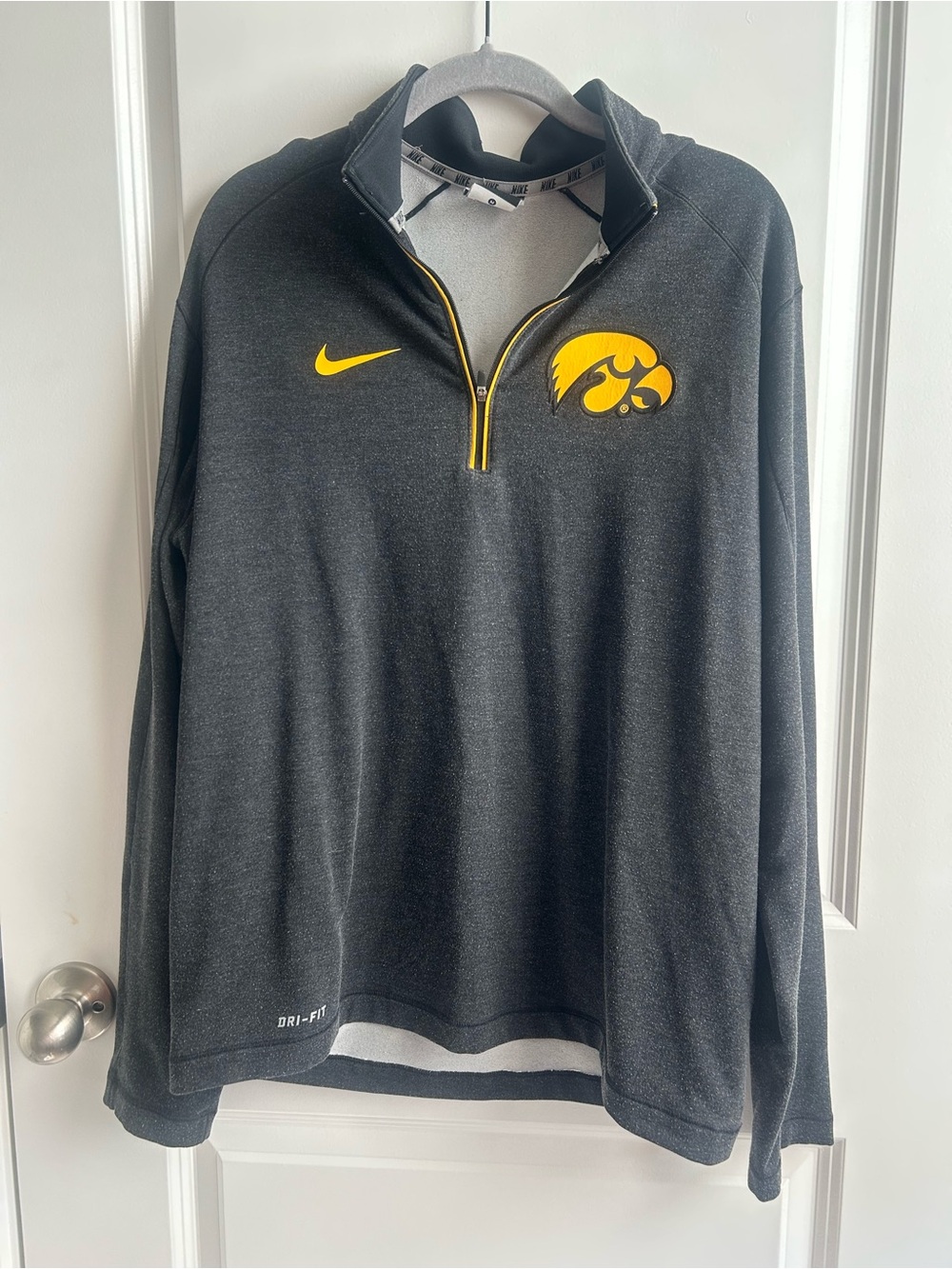 Nike Black & Yellow Iowa Hawkeyes Dri-FIT Quarter-Zip Pullover